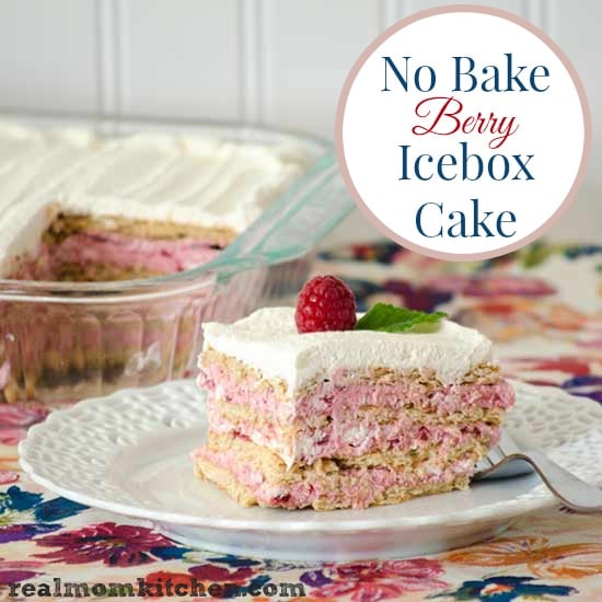 No Bake Berry Icebox Cake l| realmomkitchen.com