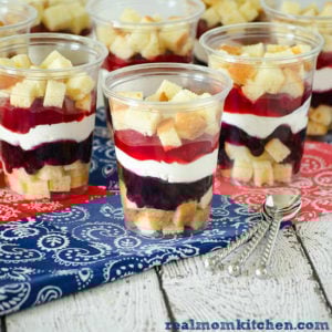 Patriotic Shortcake Parfaits | realmomkitchen.com
