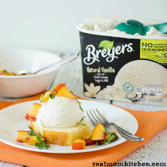 Pound Cake & Peaches Sundae | realmomkitchen.com