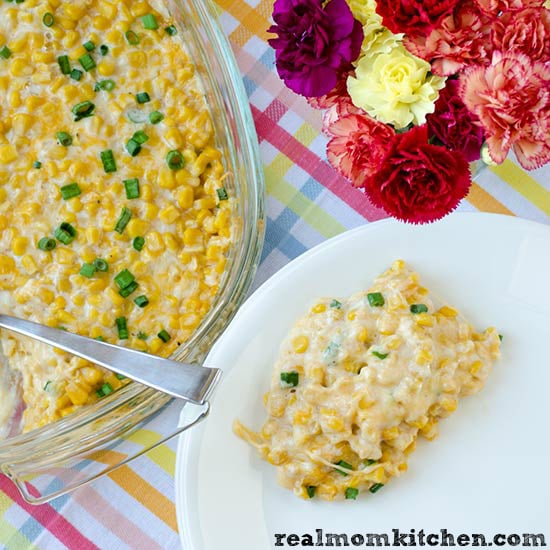 Cheddar Corn Casserole | realmomkitchen.com #10MinuteWow 