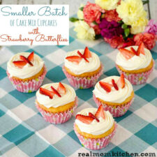 Smaller Batch of Cupcakes with Strawberry Butterflies | realmomkitchen.com