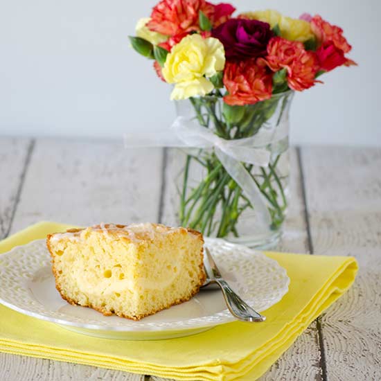 Lemon Cream Cheese Coffee Cake | realmomkitchen.com