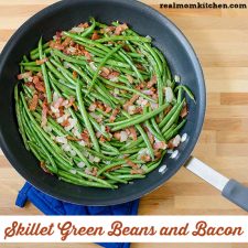 Skillet Geen Beans and Bacon | realmomkitchen.com