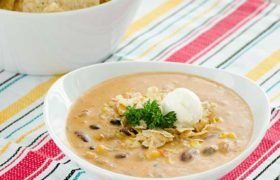 Cheesy Taco Soup | realmomkitchen.com