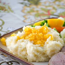 Cheddar Mashed Potatoes | realmomkitchen.com
