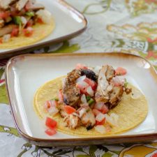Grilled Chicken Street Tacos | realmomkitchen.com