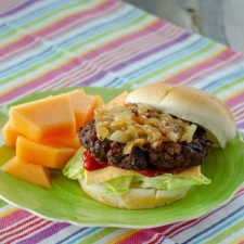 Make Ahead Hamburger Patties | realmomkitchen.co