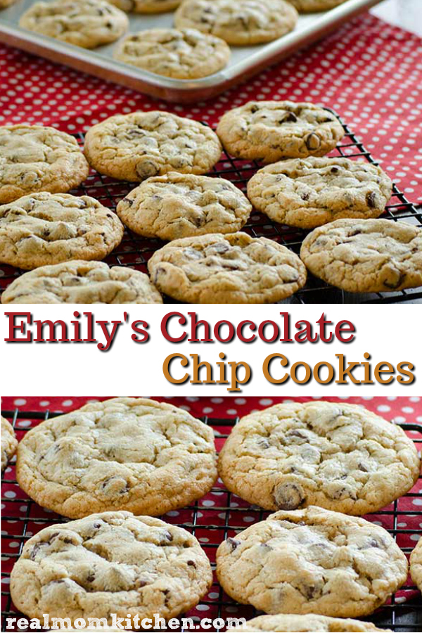 Emily's Chocolate Chip Cookies | realmomkitchen.com