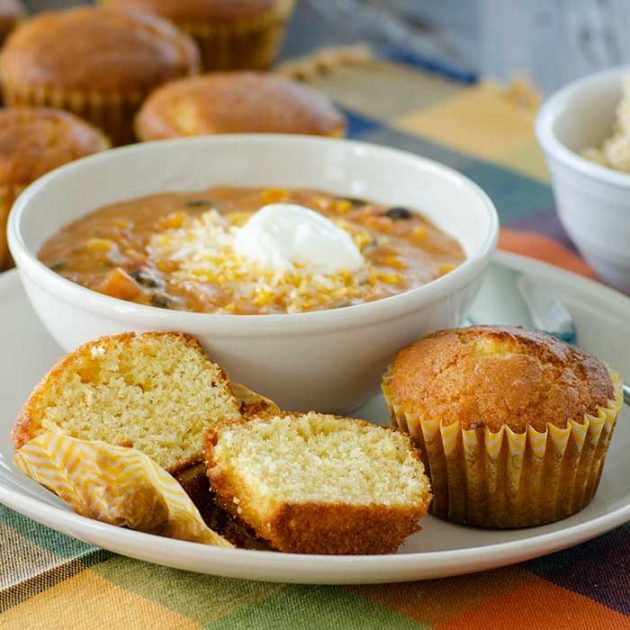 Cornbread Muffins | realmomkitchen.com