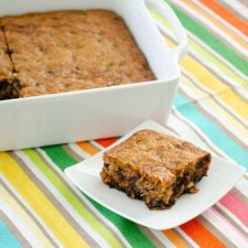 Banana Chocolate Chip Bars | realmomkitchen.com