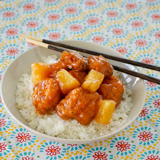 Sweet and Sour Chicken | realmomkitchen.com