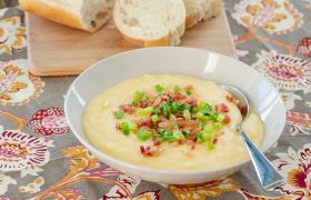 Instant Pot Potato Soup | realmomkitchen.com