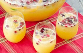Jingle Juice | realmomkitchen.com