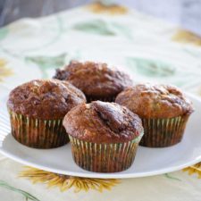 Everyday Banana Muffins | realmomkitchen.com