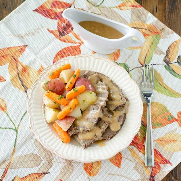 Instant Pot Pot Roast with vegetables | realmomkitchen.co