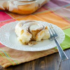 Quick Cinnamon Rolls | realmomkitchen.com