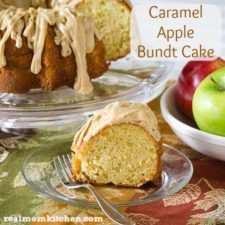 Caramel Apple Bundt Cake | realmomkitchen.com
