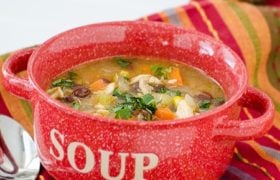 Chicken Chili Bean Chowder | realmomkitchen.com
