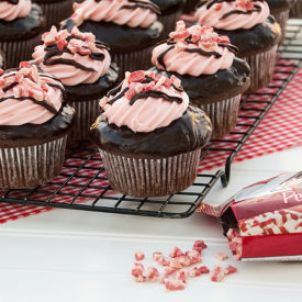 Chocolate Peppermint Twist Cupcakes | realmomkitchen.com