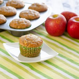Apple Oatmeal Muffins | realmomkitchen.com