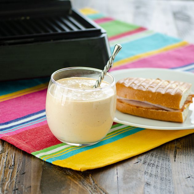 Roasted Red Pepper Aioli | realmomkitchen.com