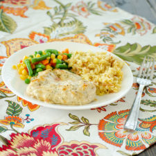 Cheesy Sour Cream Chicken | realmomkitchen.com