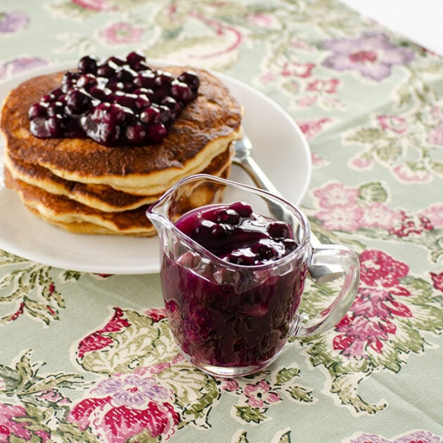 Easy Homemade Blueberry Sauce | realmomkitchen.com