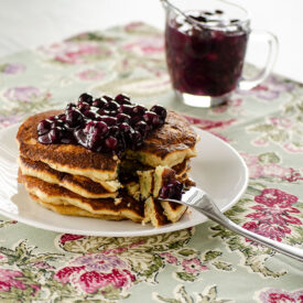 Sweet Cream Pancakes | realmomkitchen.com