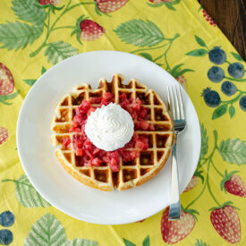 Buttery Golden Buttermilk Waffles | realmomkitchen.com