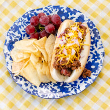 Easy Chili for Hot Dgs | realmomkitchen.com