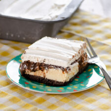 Mom's Frozen Mud Pie | realmomkitchen.com