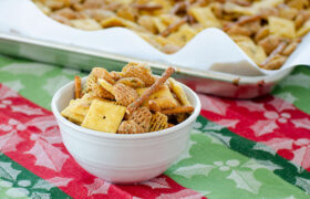 Cheddar Ranch Snack Mix | realmomkitchen.com