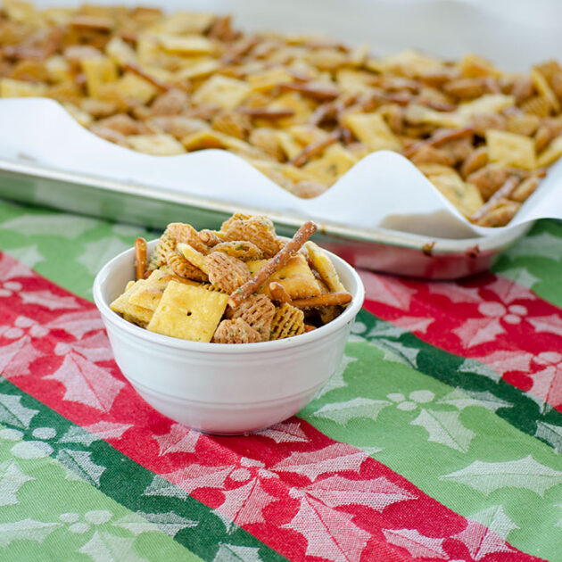 Cheddar Ranch Snack Mix | realmomkitchen.com