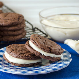 Homemdae Oreo Cookies | realmomkitchen.com