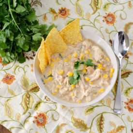 Instant Pot White Chicken Chili | realmomkitchen.com