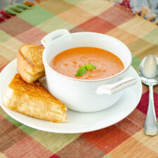 20 Minute Creamy Tomato Soup | realmomkitchen.com
