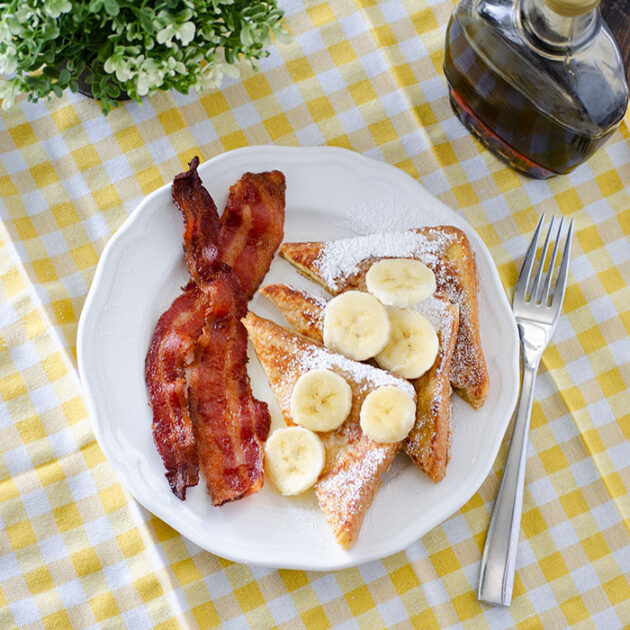 Fluffy Buttermilk French Toast | realmomkitchen.com