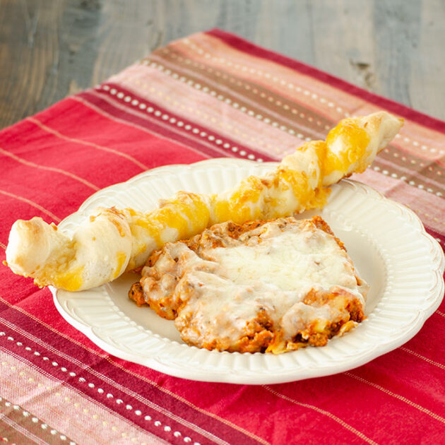 Cheesy Baked Tortellini Casserole with Meat Sauce | realmomkitchen.com