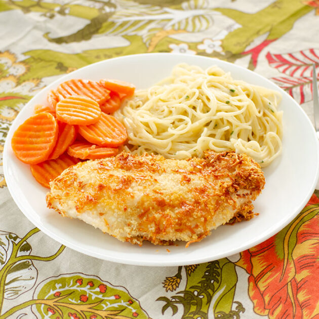 Air Fryer Parmesan Chicken | realmomkitchen.com