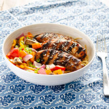 Grilled Sesame Chicken Noodle Bowls | realmomkitchen.com
