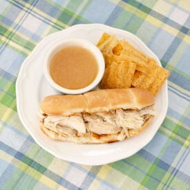 Slow Cooker CHicken French Dips | realmomkitchen.com