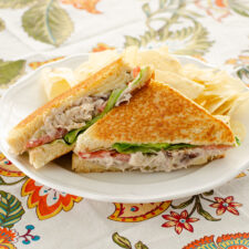 Grilled Chicken Salad Sandwiches | realmomkitchen.com