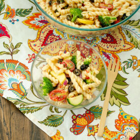 Summer Vegetable Pasta Salad | realmomkitchen.com