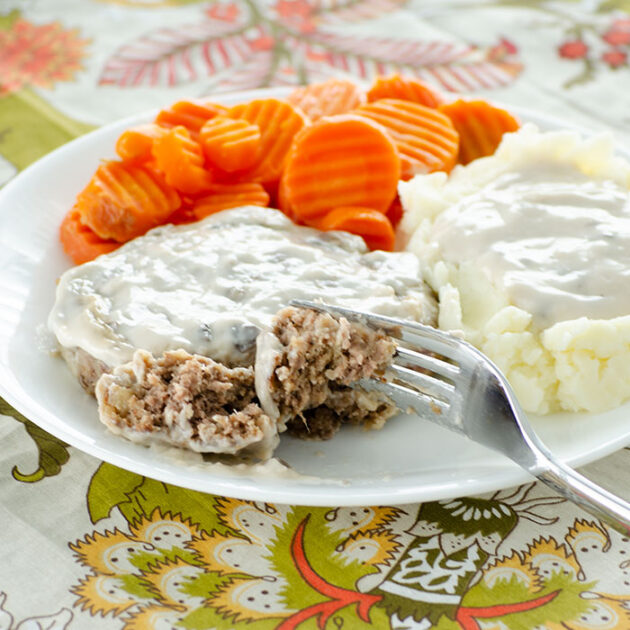 Poor Man's Steak and Gravy | realmomkitchen.com