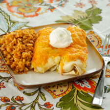 Sour Cream Chicken Enchiladas | realmomkitchen.com