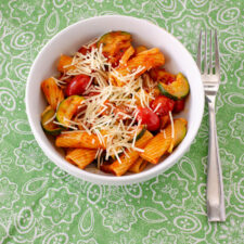 Tomato Sausage Zucchini Pasta | realmomkitchen.com