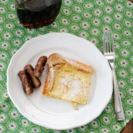 Sheet Pan Apple Dutch Baby | realmomkitchen.com
