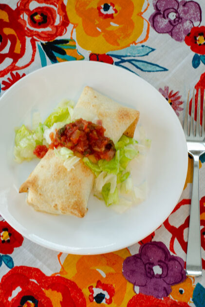 Simple Baked Chicken Chimichangas recipe | realmomkitchen.com