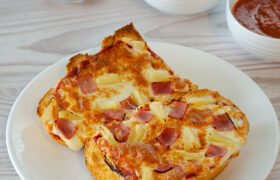Air Fryer French Bread Pizza | realmomkitchen.com