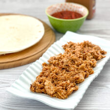 Healthy Salsa Chicken | realmomkitchen.com